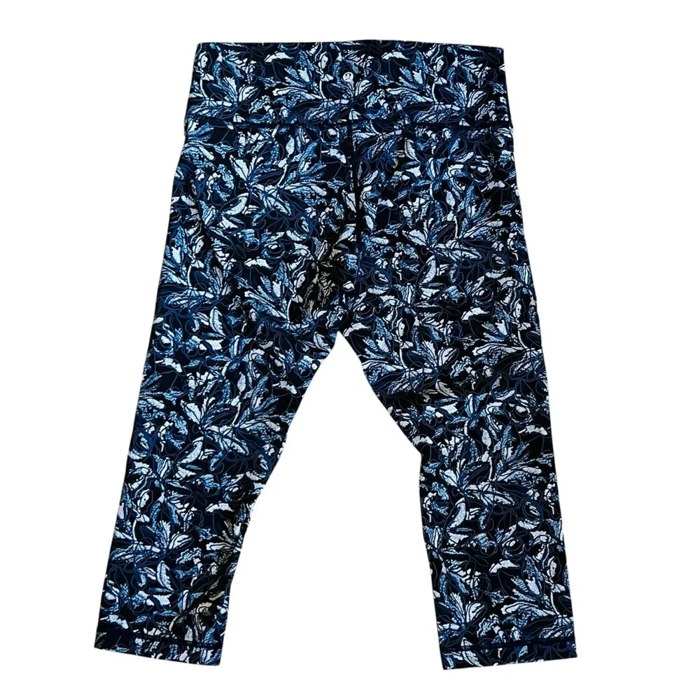 Lululemon Women’s 12 Blue Wunder Under Crop Leggings High Rise Embellished Multi